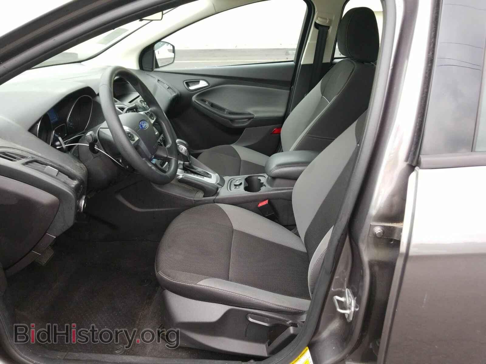 2014 Ford Focus - VIN: 1FADP3F20EL359335 - Фото 3