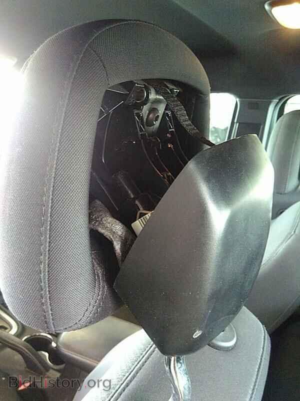 2013 Chrysler 200 - VIN: 1C3CCBAB2DN705184 - Фото 10