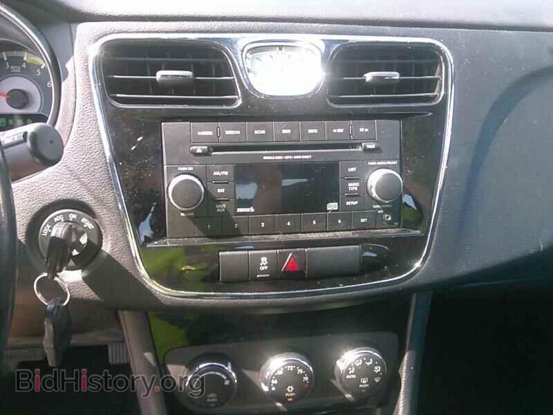 2013 Chrysler 200 - VIN: 1C3CCBBG7DN527752 - Фото 4