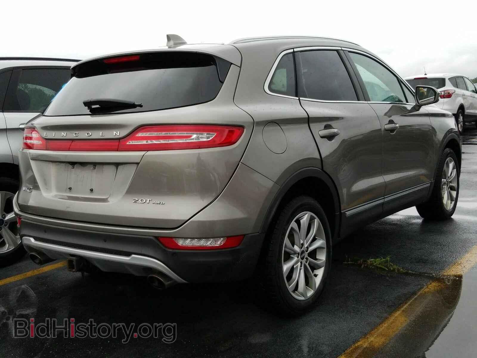 2017 Lincoln MKC - VIN: 5LMCJ2D98HUL50441 - Фото 2