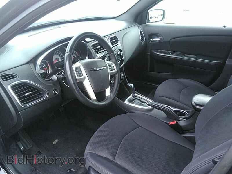2013 Chrysler 200 - VIN: 1C3CCBBBXDN705612 - Фото 3
