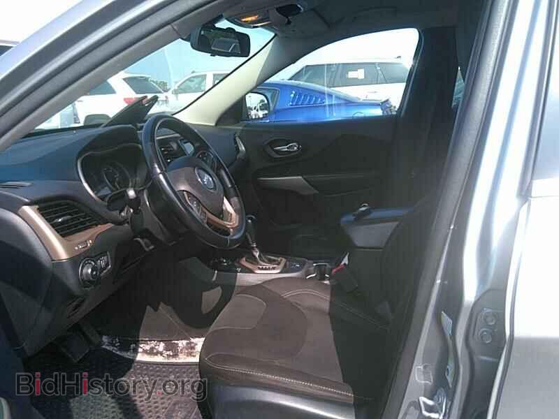 2017 Jeep Cherokee - VIN: 1C4PJMCSXHW626907 - Фото 3