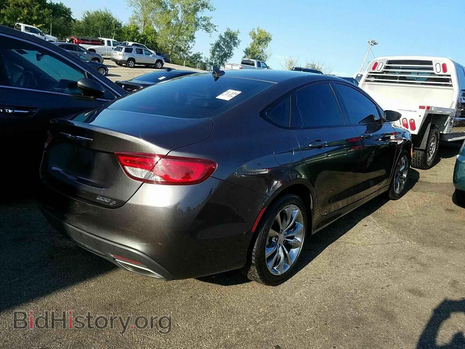 2016 Chrysler 200 - VIN: 1C3CCCBB2GN147085 - Фото 2