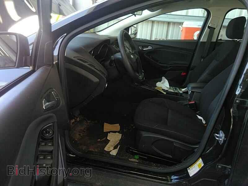 2015 Ford Focus - VIN: 1FADP3F25FL354519 - Photo 4