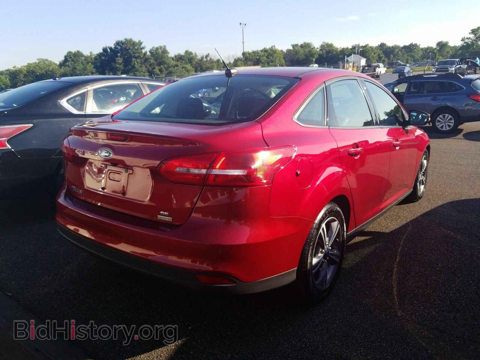 2016 Ford Focus - VIN: 1FADP3FE8GL208403 - Photo 2