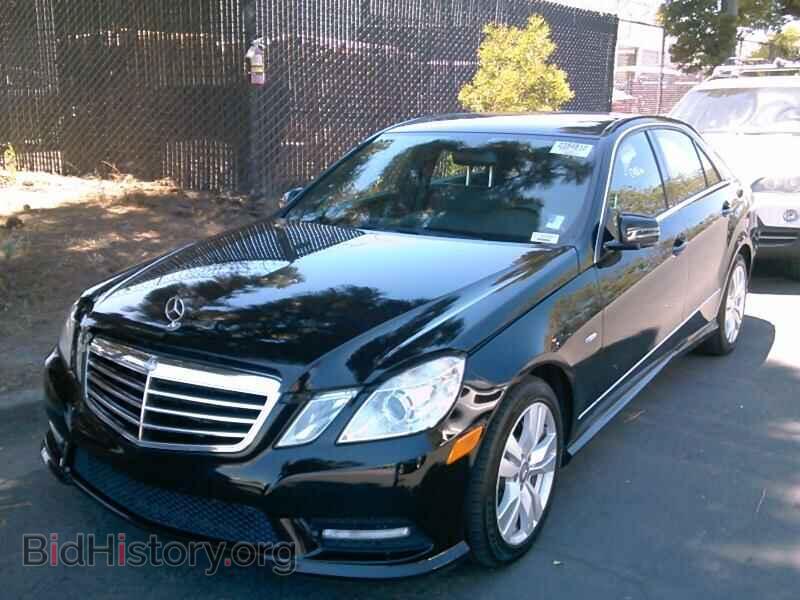 Photo WDDHF2EB6CA557782 - Mercedes-Benz E-Class 2012