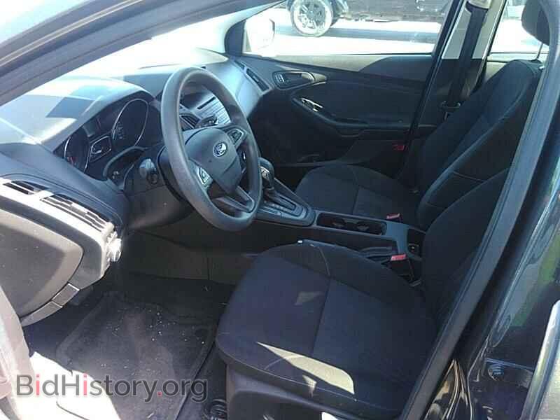 2015 Ford Focus - VIN: 1FADP3E2XFL250254 - Фото 3