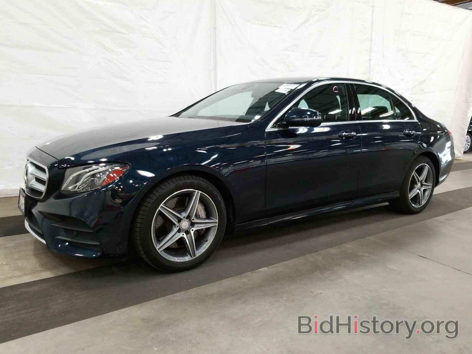 Photo WDDZF4JB9HA017677 - Mercedes-Benz E-Class 2017