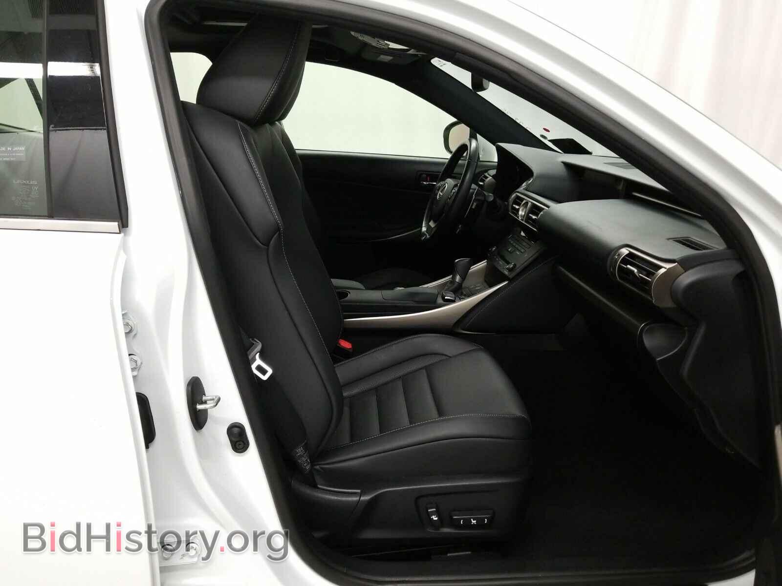 2016 Lexus IS 300 - VIN: JTHCM1D27G5013455 - Фото 8