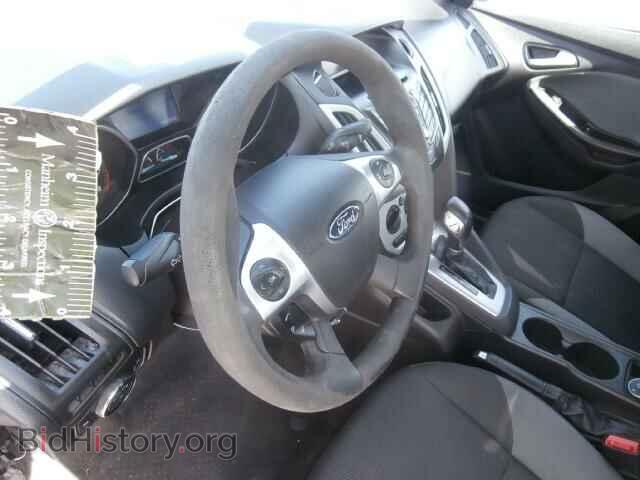 2014 Ford Focus - VIN: 1FADP3F27EL278185 - Photo 8