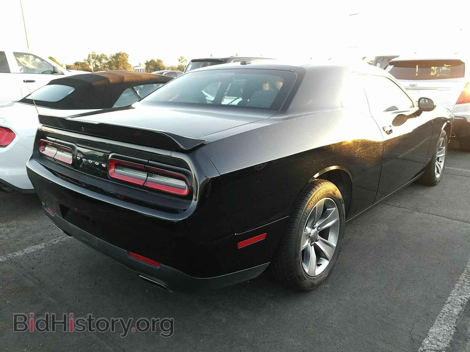 2018 Dodge Challenger - VIN: 2C3CDZAG6JH242634 - Фото 2