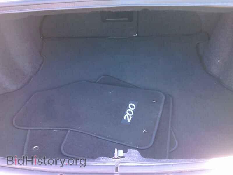 2012 Chrysler 200 - VIN: 1C3CCBBB0CN277970 - Photo 7