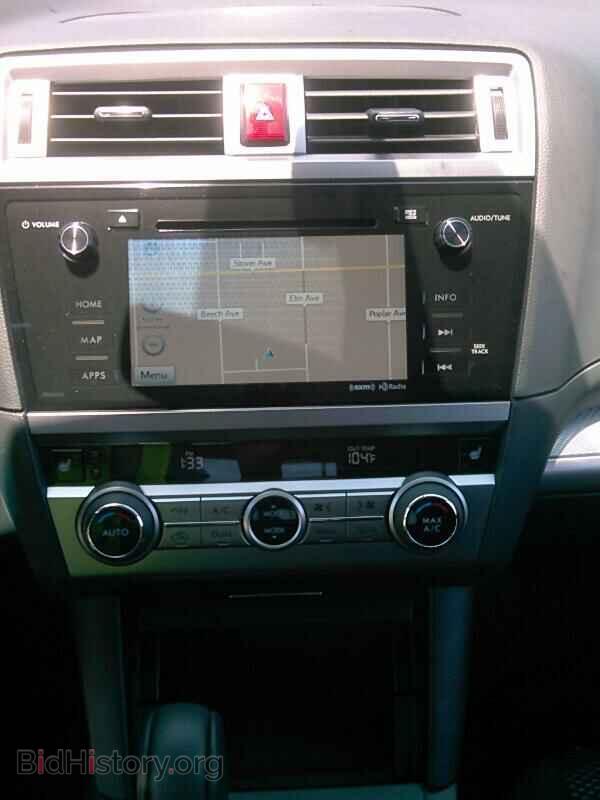 2017 Subaru Outback - VIN: 4S4BSAHC9H3202140 - Фото 4
