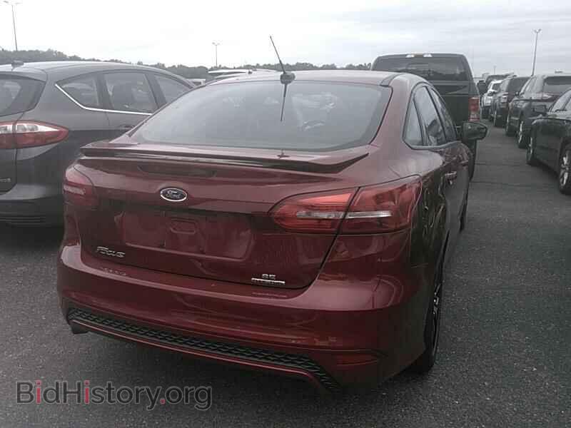 2016 Ford Focus - VIN: 1FADP3F2XGL229582 - Photo 2