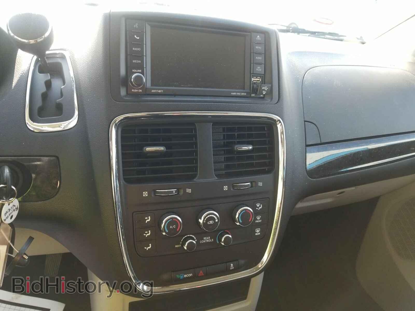 2017 Dodge Grand Caravan - VIN: 2C4RDGBG4HR755846 - Фото 4