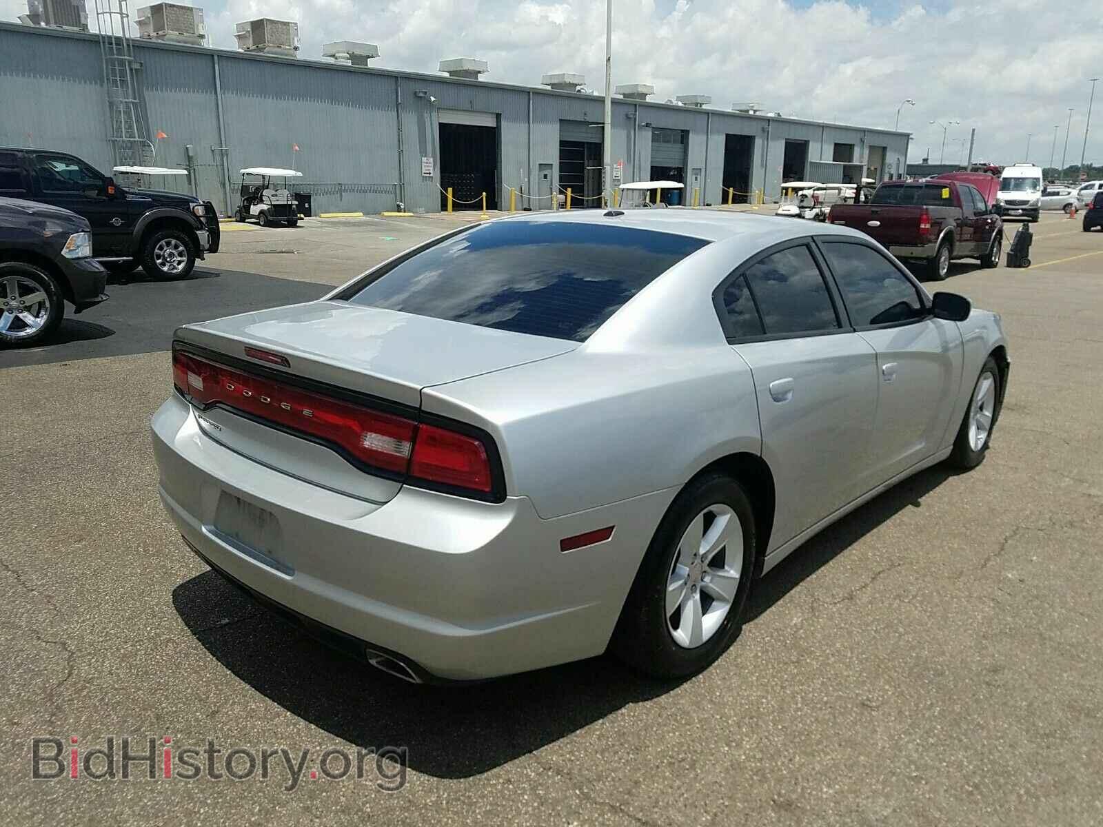 2012 Dodge Charger - VIN: 2C3CDXBG2CH258576 - Фото 2