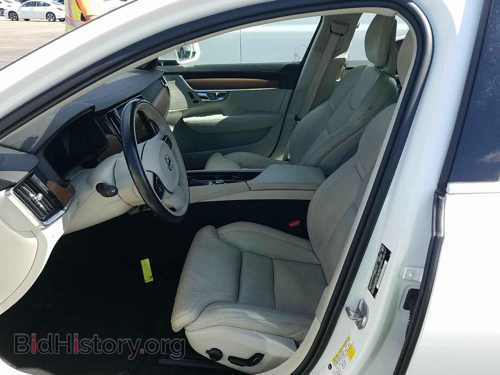 2018 Volvo S90 - VIN: LVY992MLXJP007794 - Фото 3