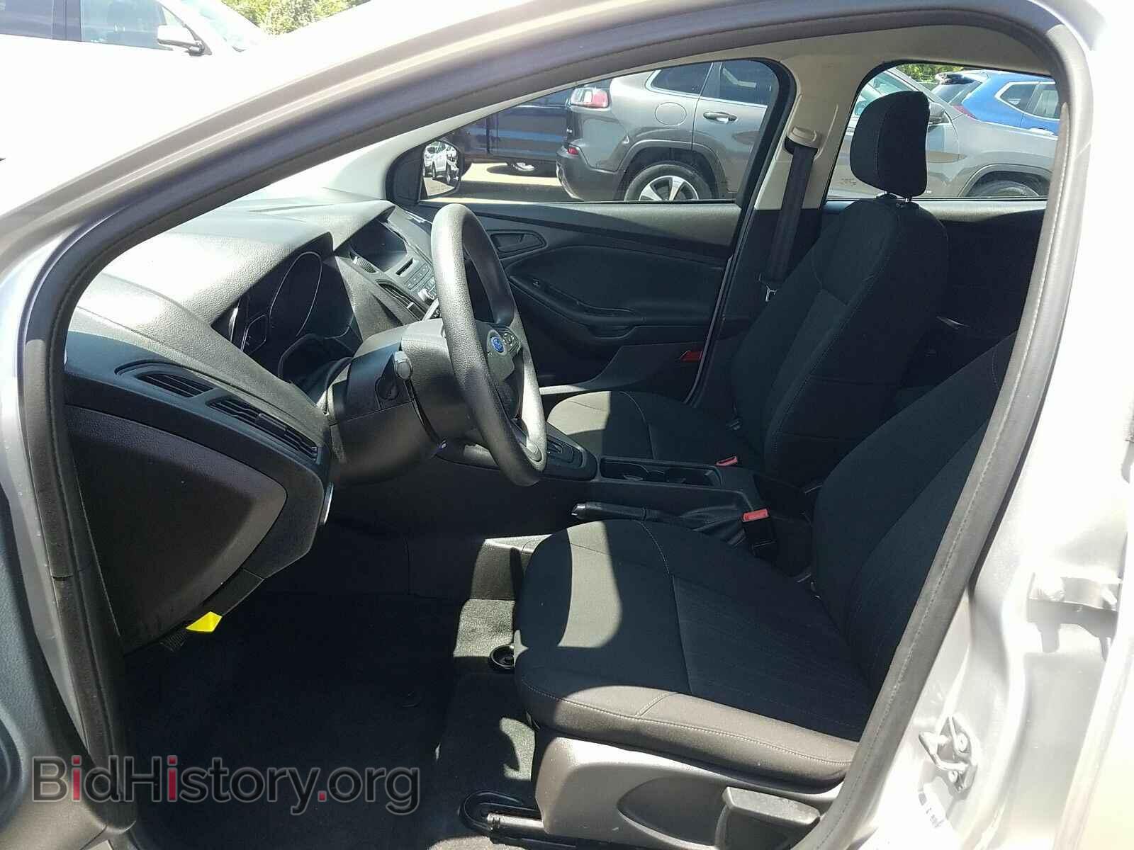 2015 Ford Focus - VIN: 1FADP3E21FL322071 - Фото 3
