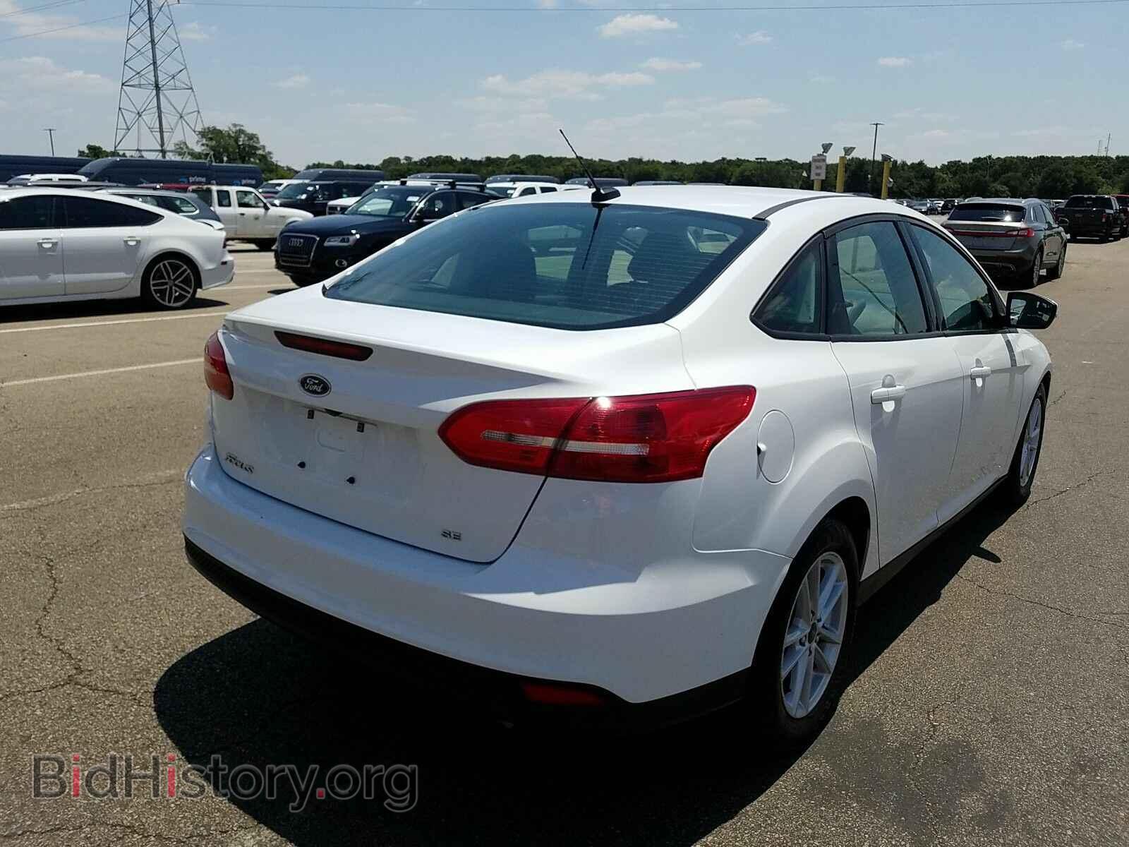 2017 Ford Focus - VIN: 1FADP3F21HL334478 - Фото 2