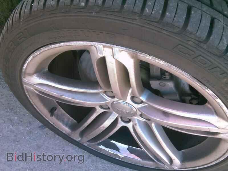 2012 Audi Q7 - VIN: WA1AGCFE6CD000421 - Фото 9