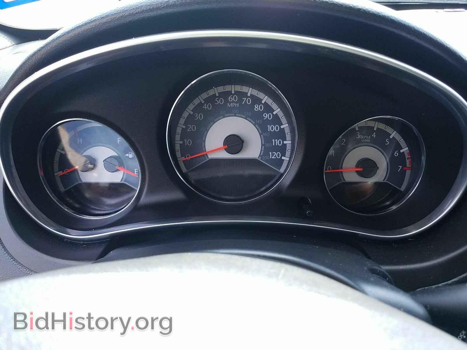 2013 Chrysler 200 - VIN: 1C3CCBBB3DN558095 - Photo 5