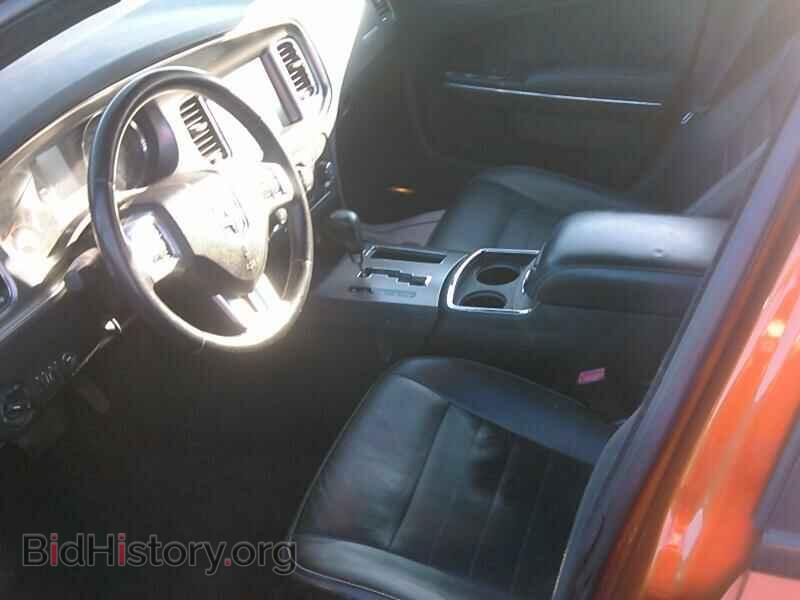 2011 Dodge Charger - VIN: 2B3CM5CT1BH549047 - Фото 3