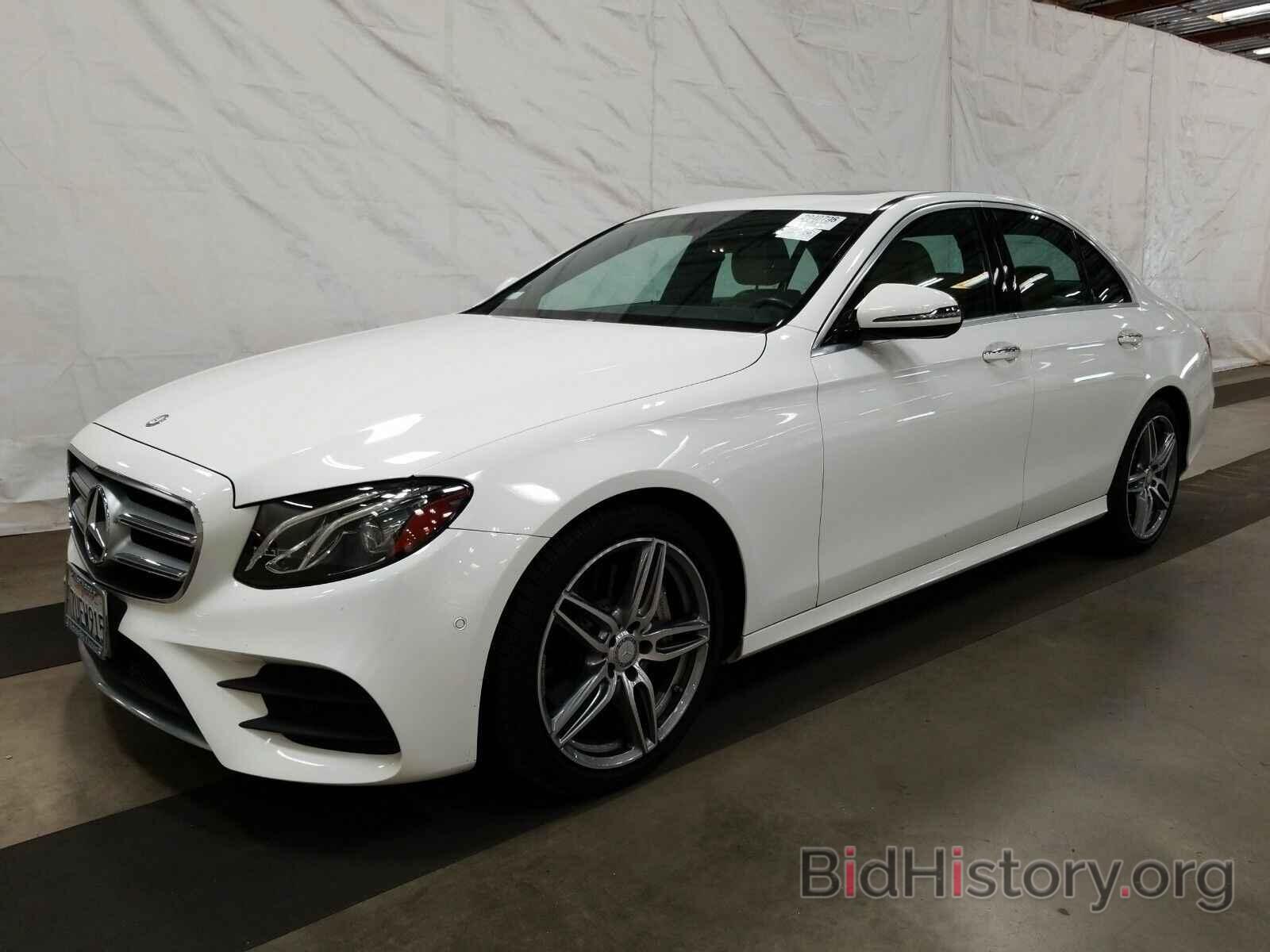 Photo WDDZF4JB5HA029437 - Mercedes-Benz E-Class 2017