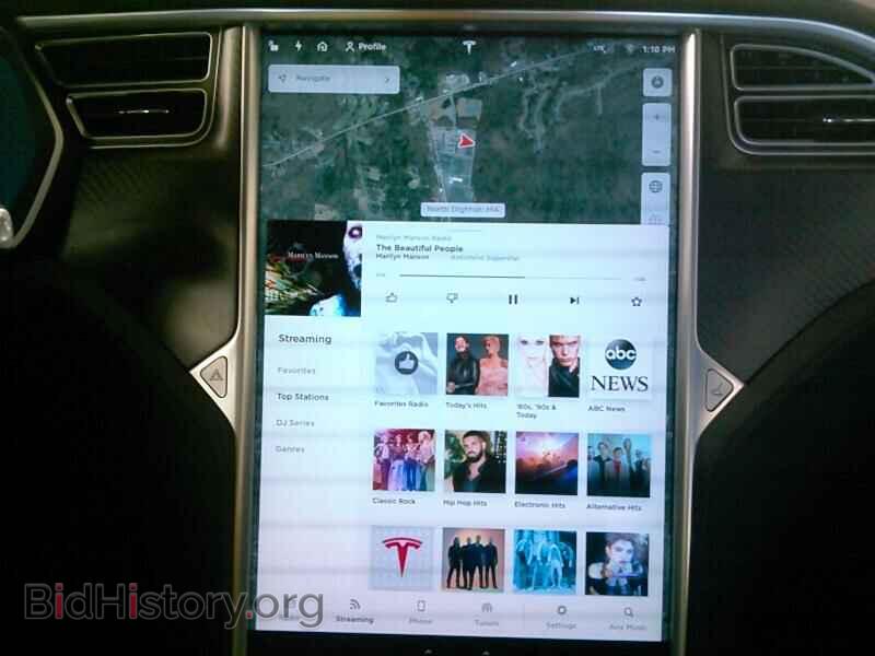2016 Tesla Model S - VIN: 5YJSA1E2XGF146083 - Фото 4
