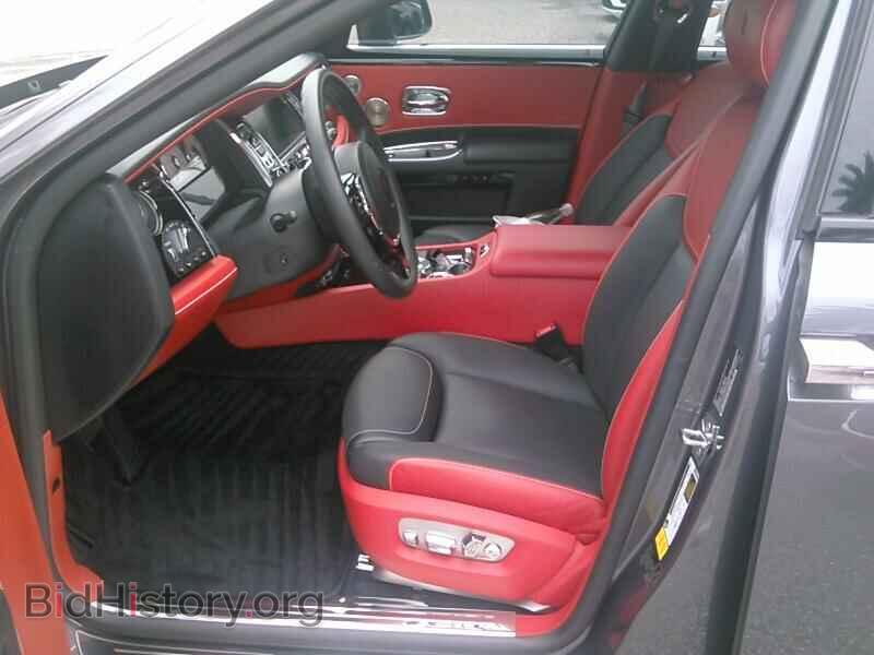 2017 Rolls-Royce Ghost - VIN: SCA664S54HUX54295 - Photo 3