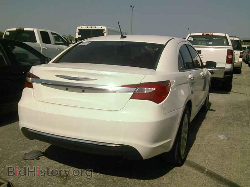 2014 Chrysler 200 - VIN: 1C3CCBAB4EN210096 - Фото 2