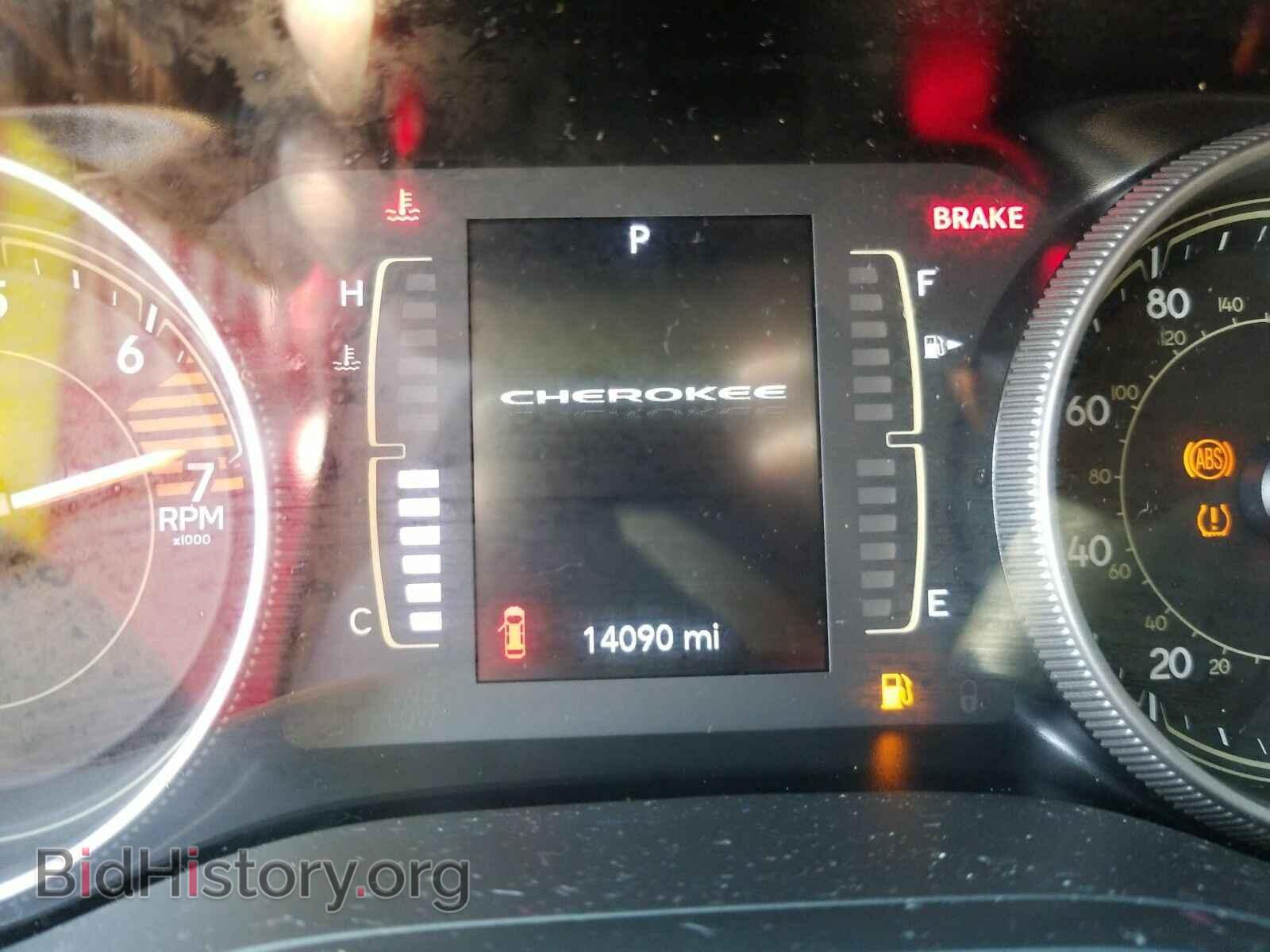 2019 Jeep Cherokee - VIN: 1C4PJMLB2KD273713 - Фото 5