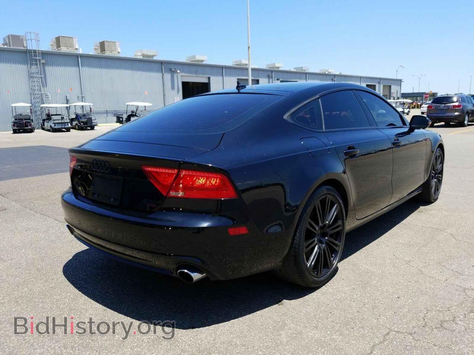 2012 Audi A7 - VIN: WAUYGAFC2CN113202 - Фото 2