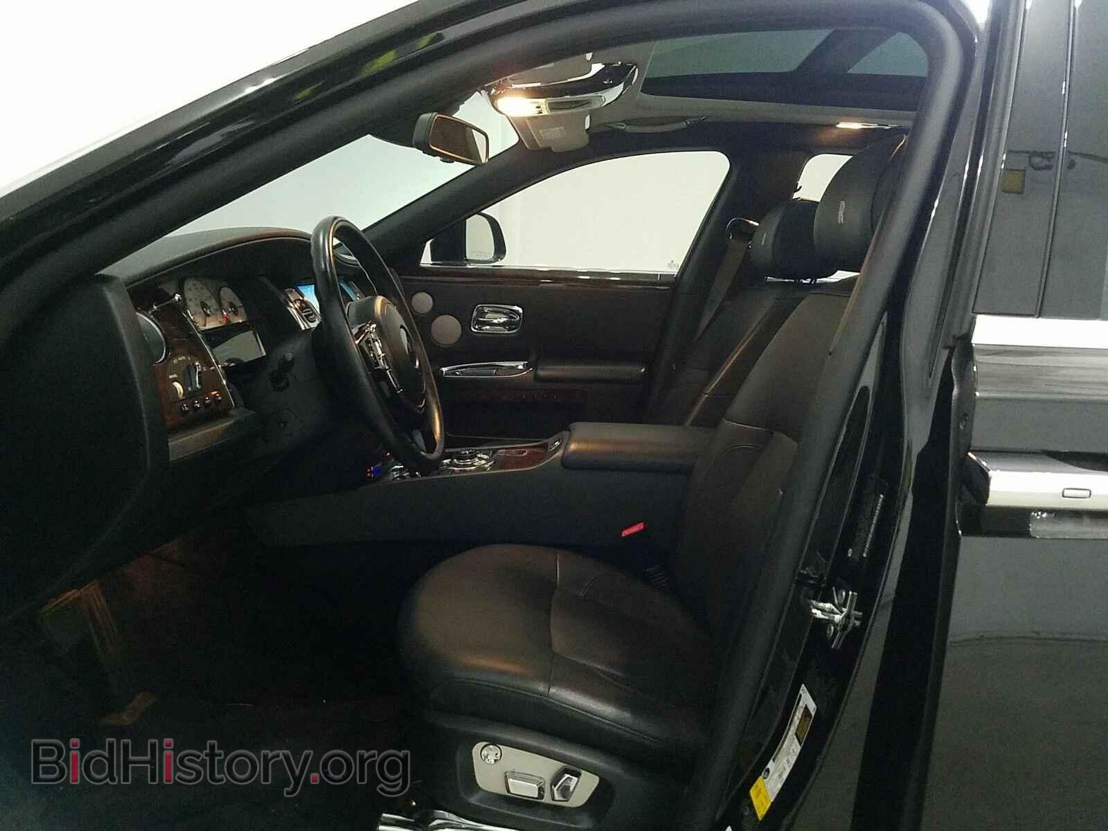 2012 Rolls-Royce Ghost - VIN: SCA664S59CUX50882 - Фото 7
