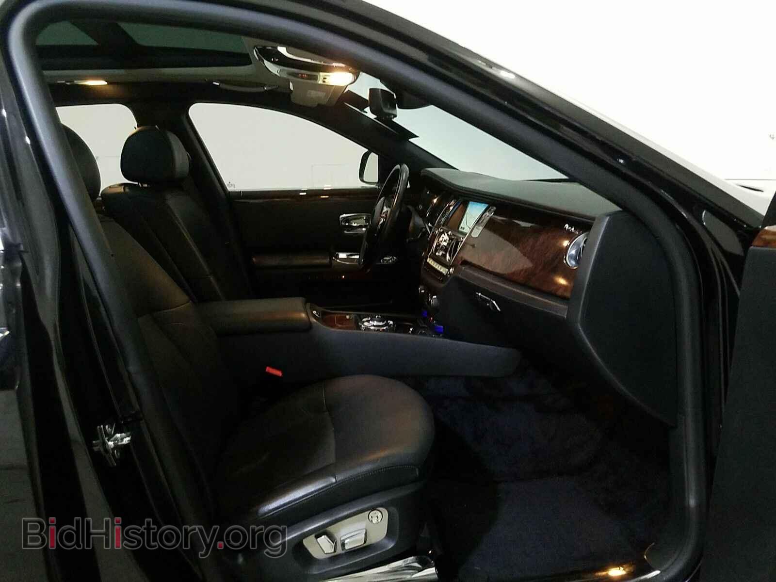 2012 Rolls-Royce Ghost - VIN: SCA664S59CUX50882 - Фото 8