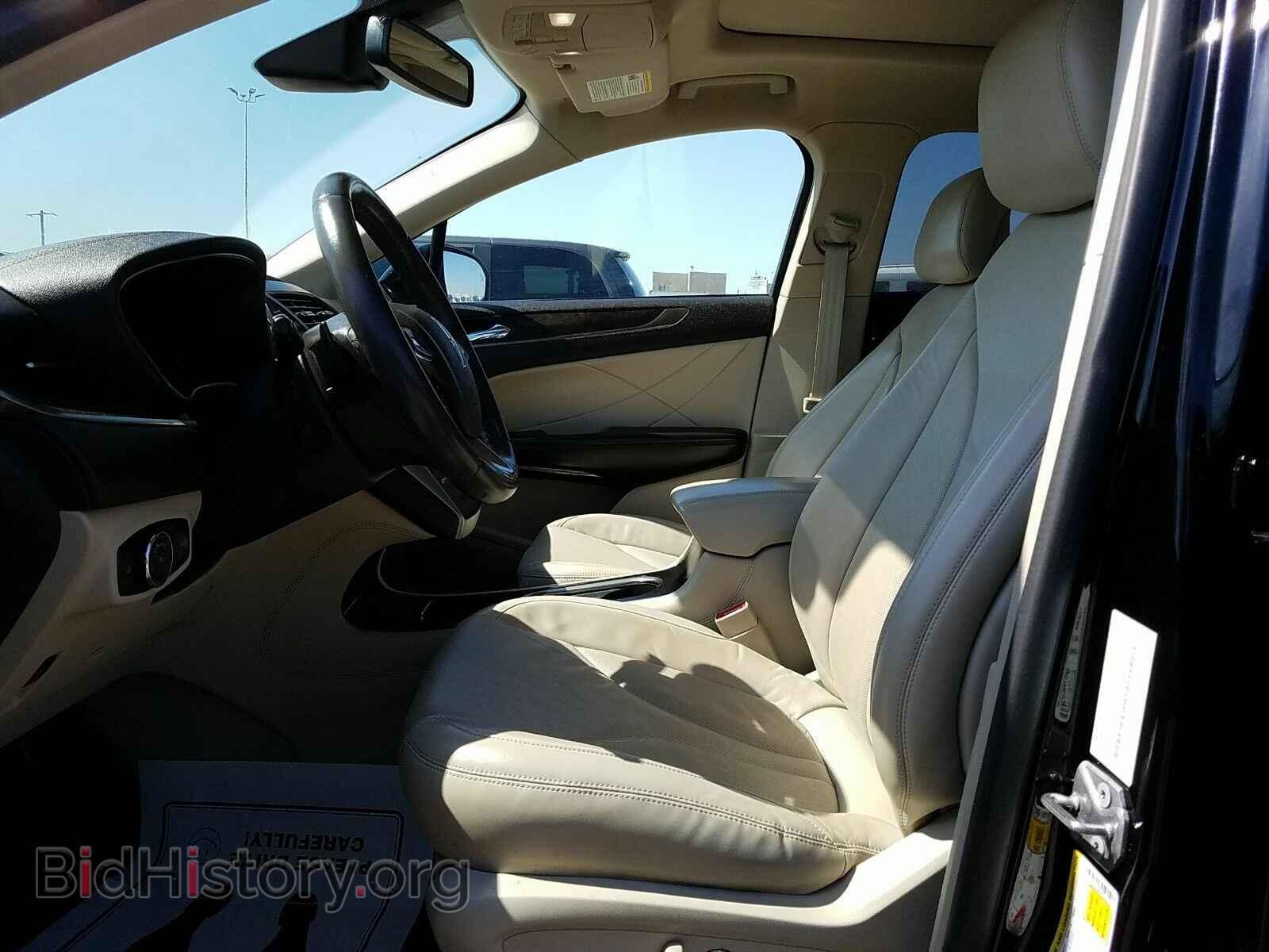 2017 Lincoln MKC - VIN: 5LMCJ3C96HUL24458 - Фото 3
