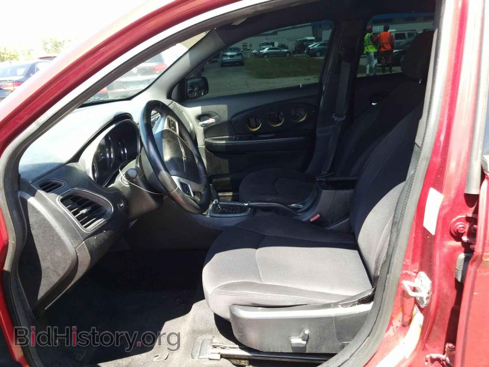 2013 Chrysler 200 - VIN: 1C3CCBBB8DN679284 - Фото 3