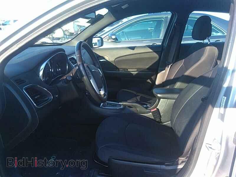 2014 Chrysler 200 - VIN: 1C3CCBBB0EN107563 - Фото 3