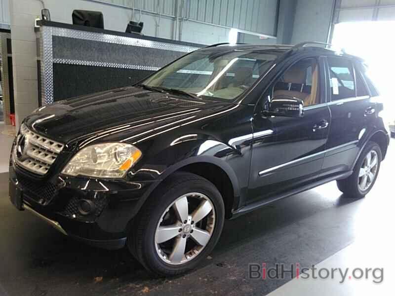 Photo 4JGBB8GB9BA735755 - Mercedes-Benz M-Class 2011