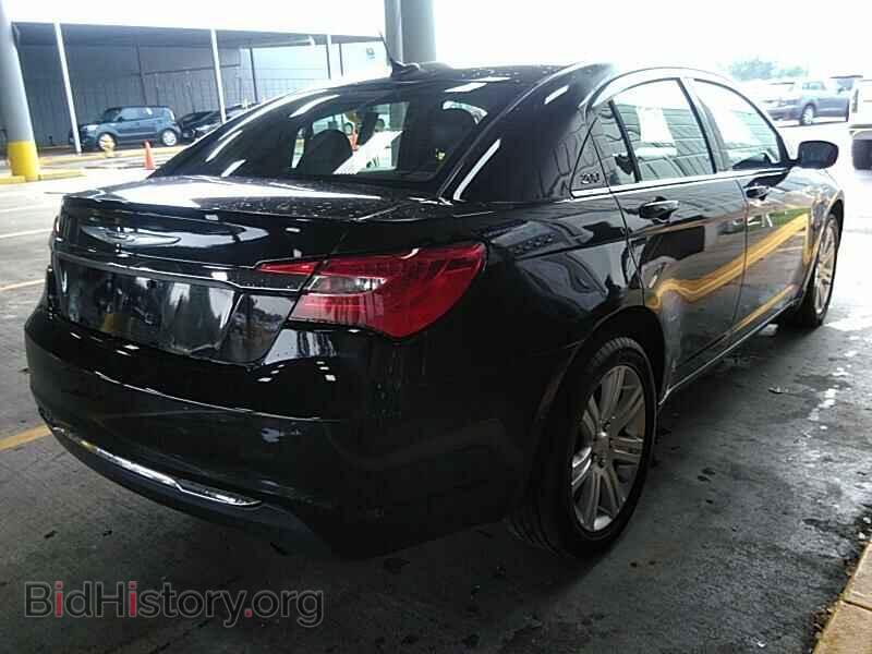 2013 Chrysler 200 - VIN: 1C3CCBBB0DN538998 - Фото 2