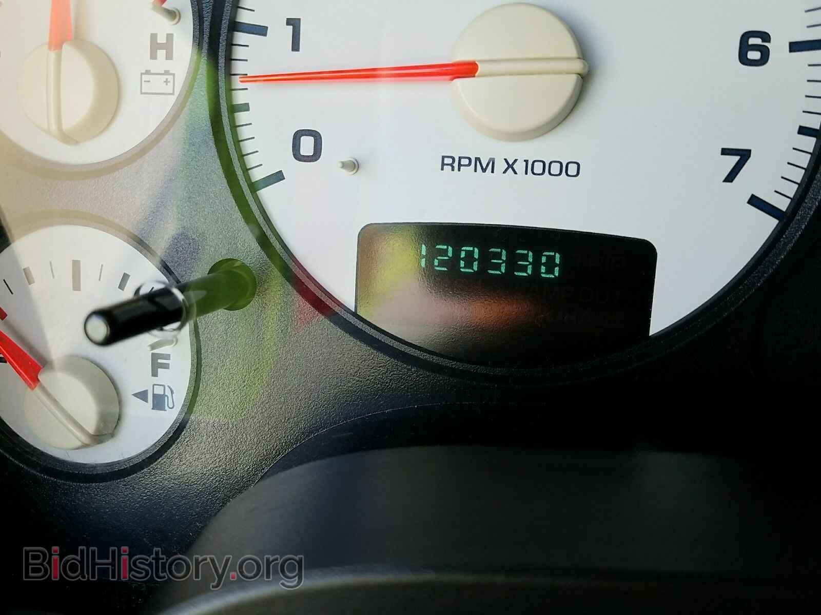 2004 Dodge Ram 1500 - VIN: 1D7HA16D94J192525 - Photo 5