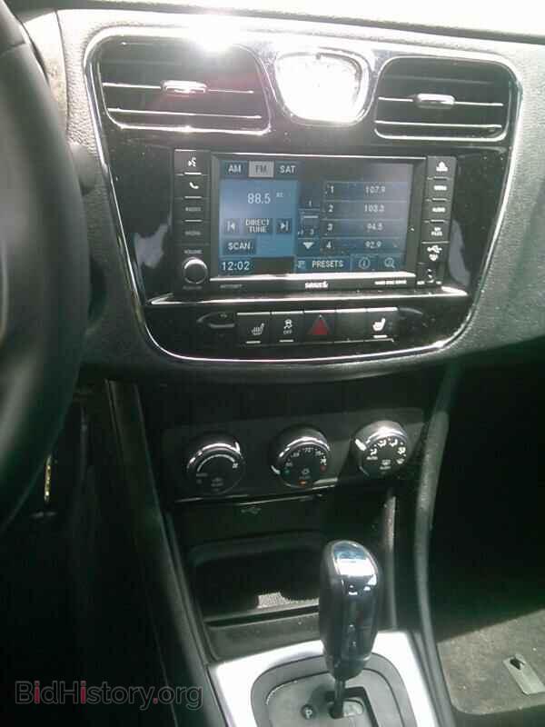 2012 Chrysler 200 - VIN: 1C3CCBCG6CN249701 - Фото 4