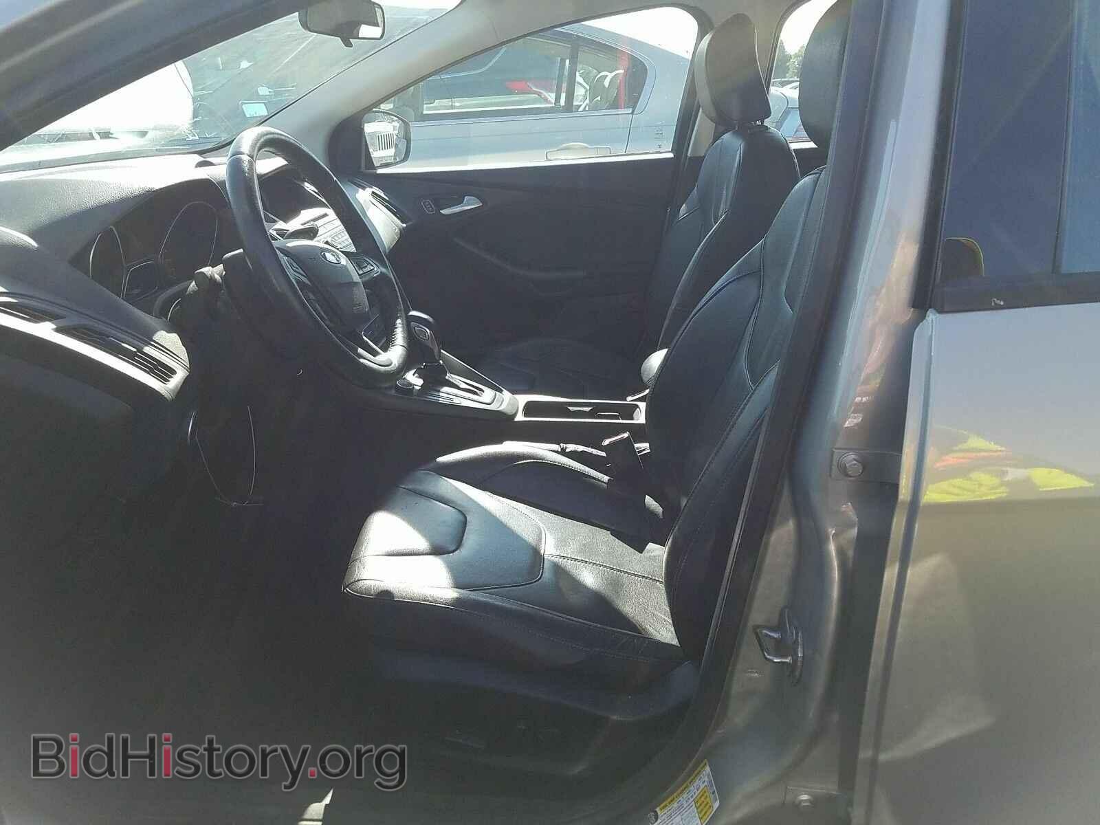 2015 Ford Focus - VIN: 1FADP3K23FL277932 - Photo 3