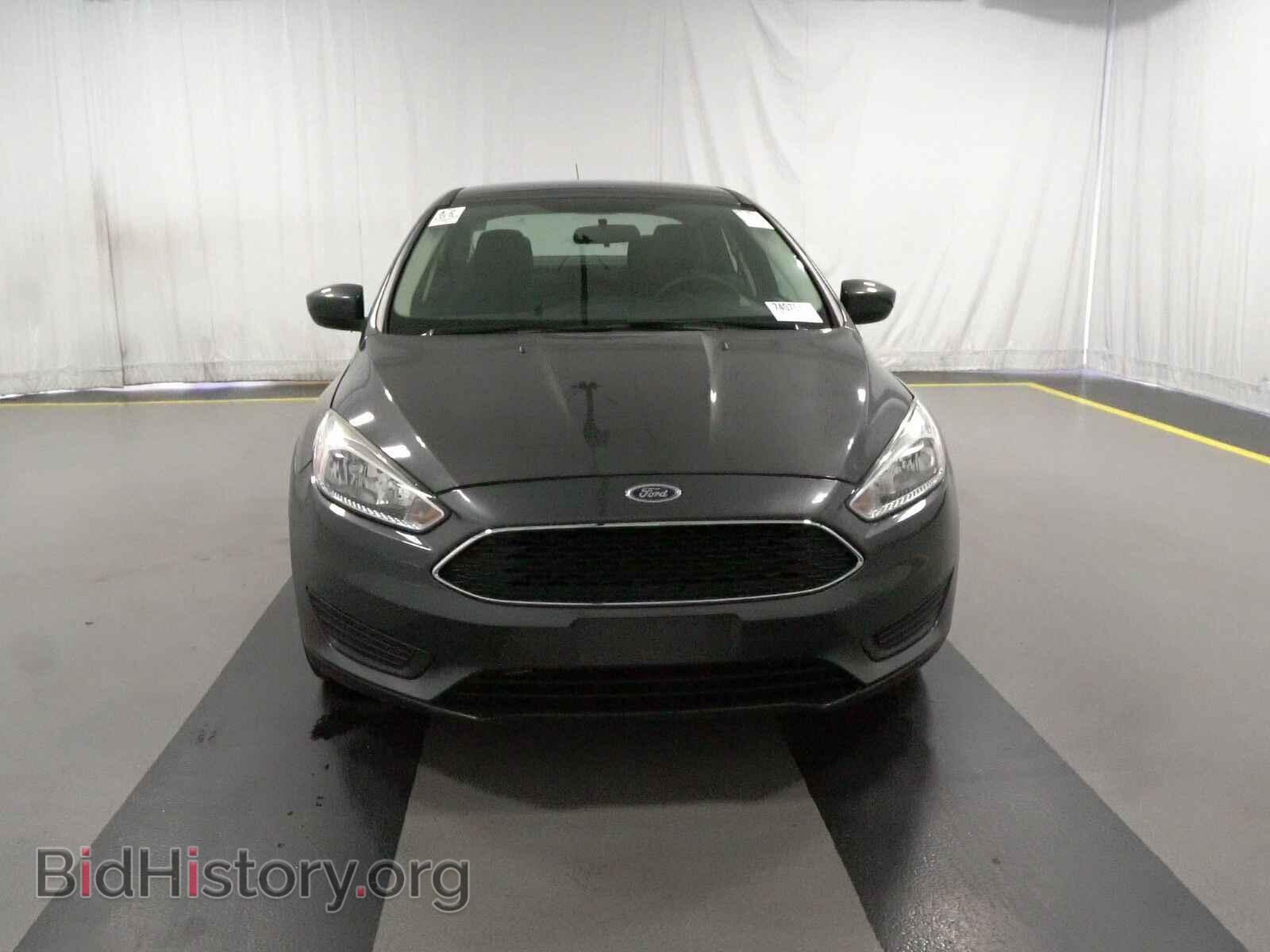 2018 Ford Focus - VIN: 1FADP3FE2JL274937 - Фото 2