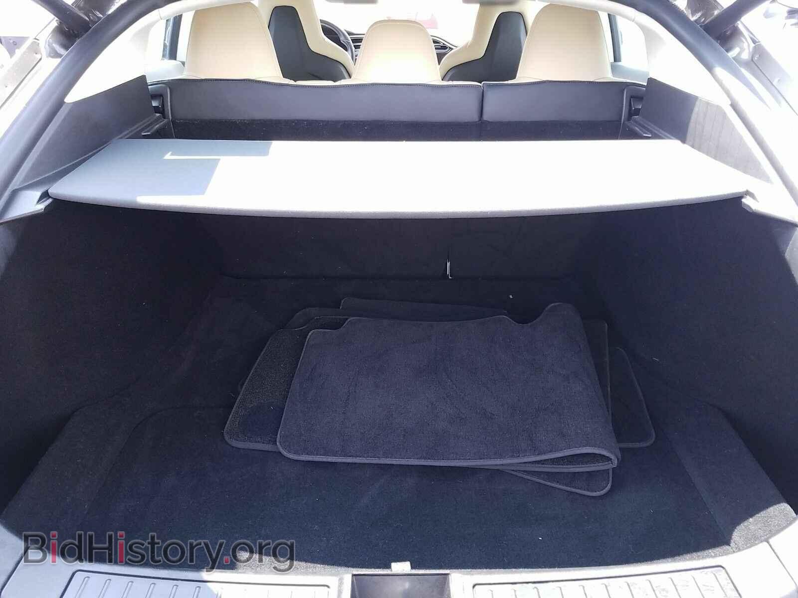 2016 Tesla Model S - VIN: 5YJSA1E29GF142283 - Фото 7