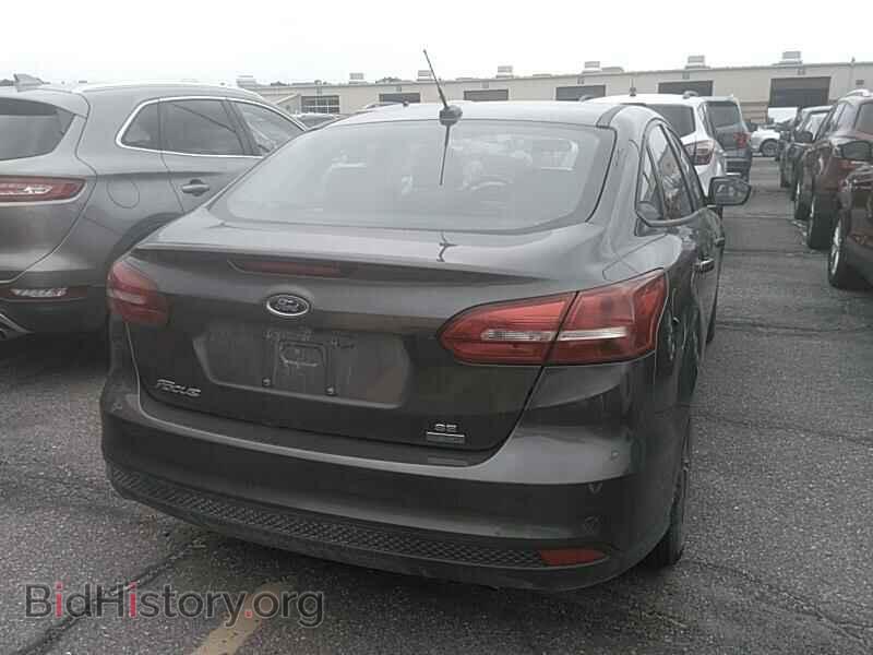 2016 Ford Focus - VIN: 1FADP3FE8GL237724 - Photo 2