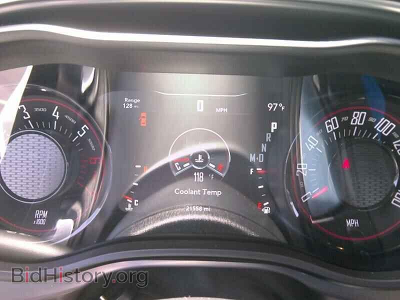 2019 Dodge Challenger - VIN: 2C3CDZBT5KH512059 - Photo 5