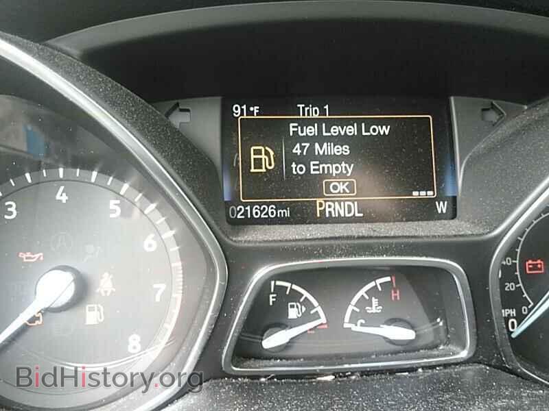 2016 Ford Focus - VIN: 1FADP3F21GL328596 - Photo 5