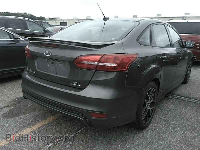 2016 Ford Focus - VIN: 1FADP3F22GL267369 - Photo 2