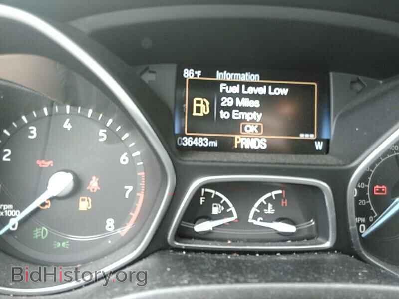 2016 Ford Focus - VIN: 1FADP3F22GL267369 - Photo 5