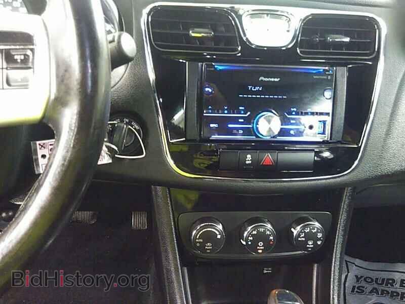 2013 Chrysler 200 - VIN: 1C3CCBBB7DN721816 - Фото 4